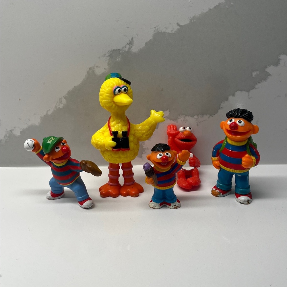 Vintage Sesame Street Figurine Set